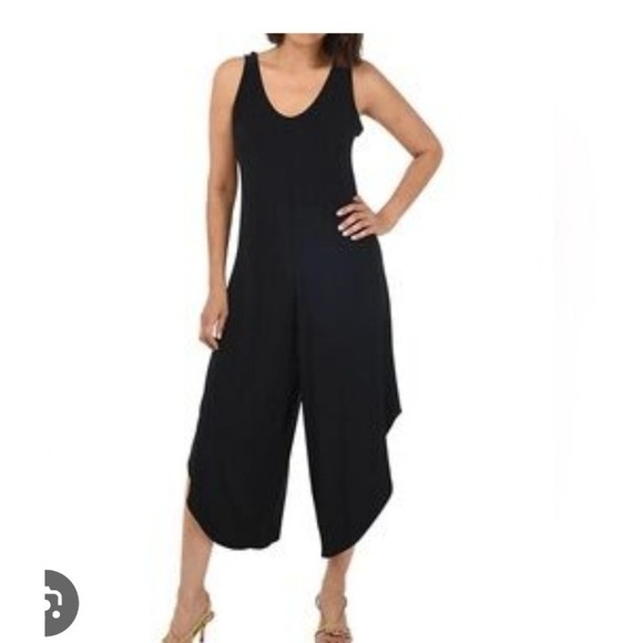 Nicole Miller Pants - Nicole Miller New York Women SZ XL black jersey knit jumpsuit relaxed fit crop